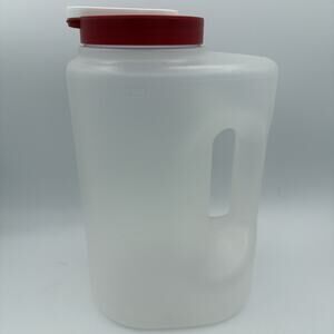 Rubbermaid 4 quart 28 oz plastic pitcher w/ lid spout kitchen beverages party